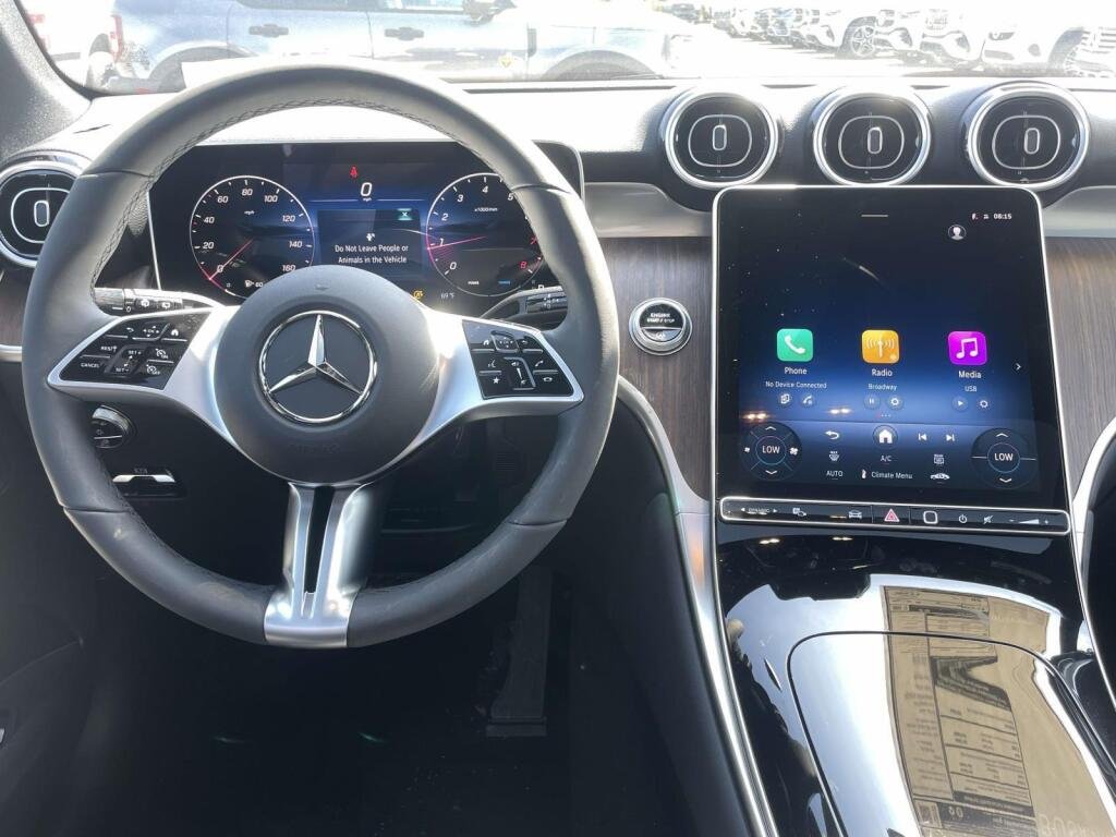 New 2026 2040/Black Mercedes-Benz GLC 300 image 2