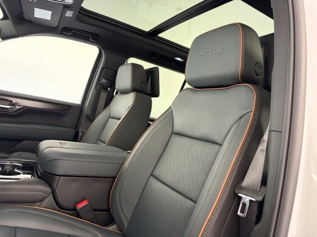 2026 GMC Yukon AT4 - Photo 12