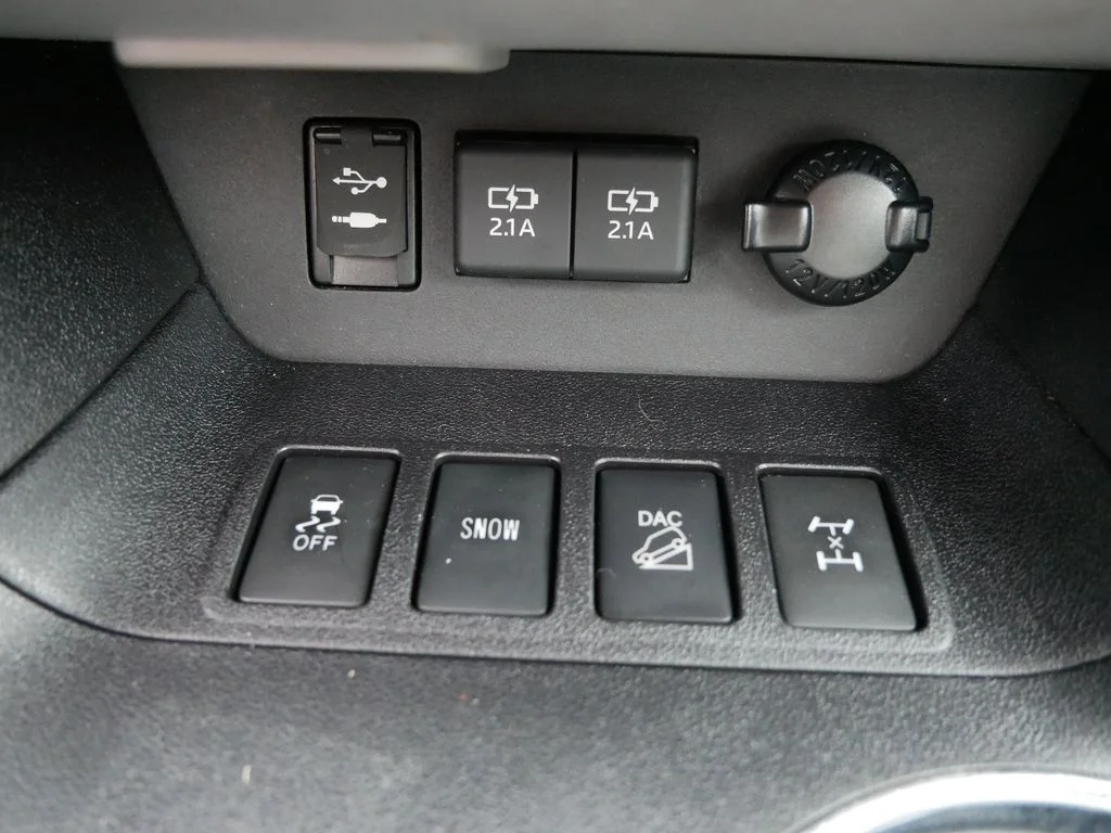 Certified Used 2019 Gray Toyota XLE image 19