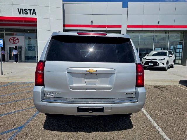 Used 2018 Silver Ice Metallic Chevrolet Premier image 37