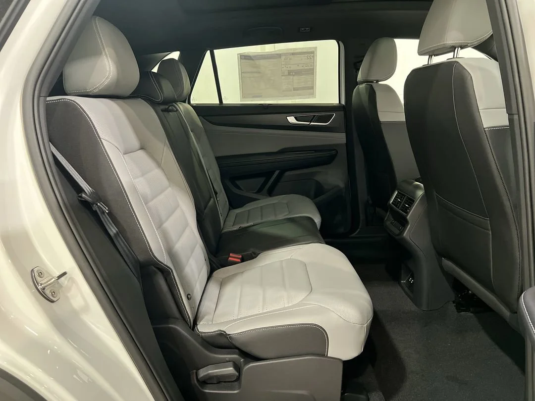 2026 Volkswagen Atlas Cross Sport SEL R-LINE - Photo 20