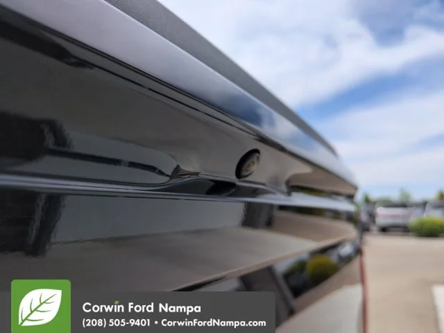 New 2026 Black Metallic Ford Lariat image 31