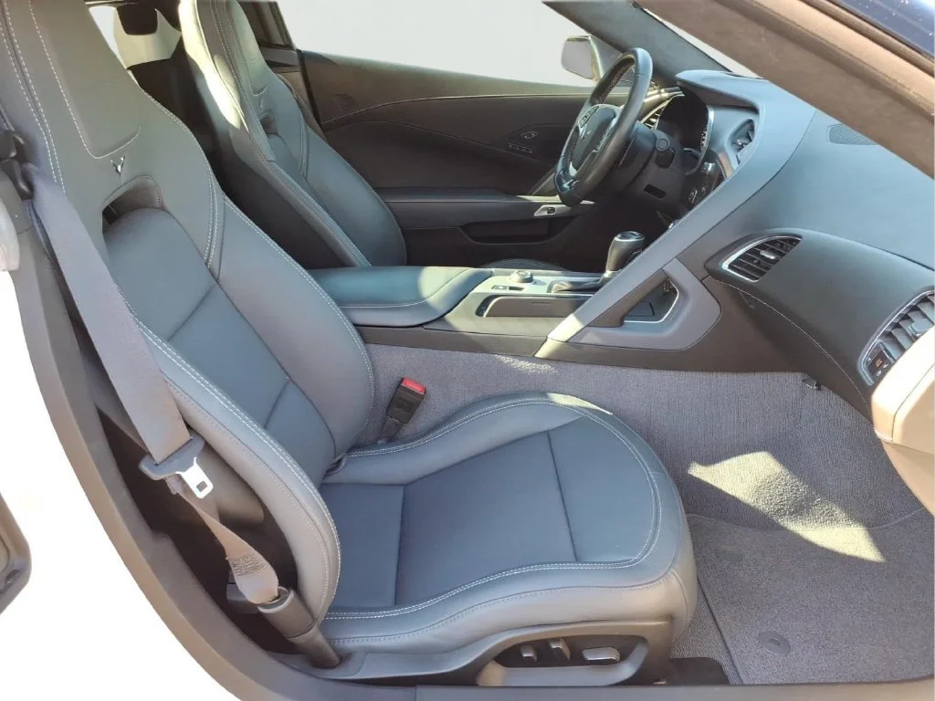 Used 2015 ARCTIC WHITE Chevrolet Z06 3LZ image 35