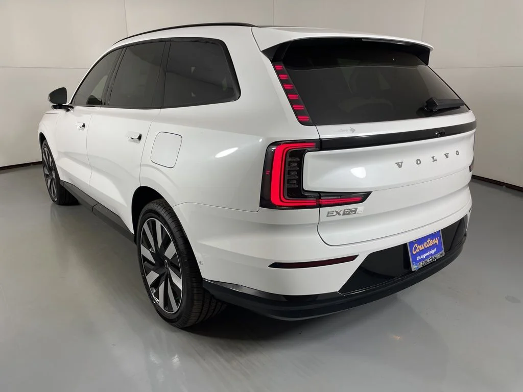 Used 2025 White Volvo Twin Motor Performance Plus image 6