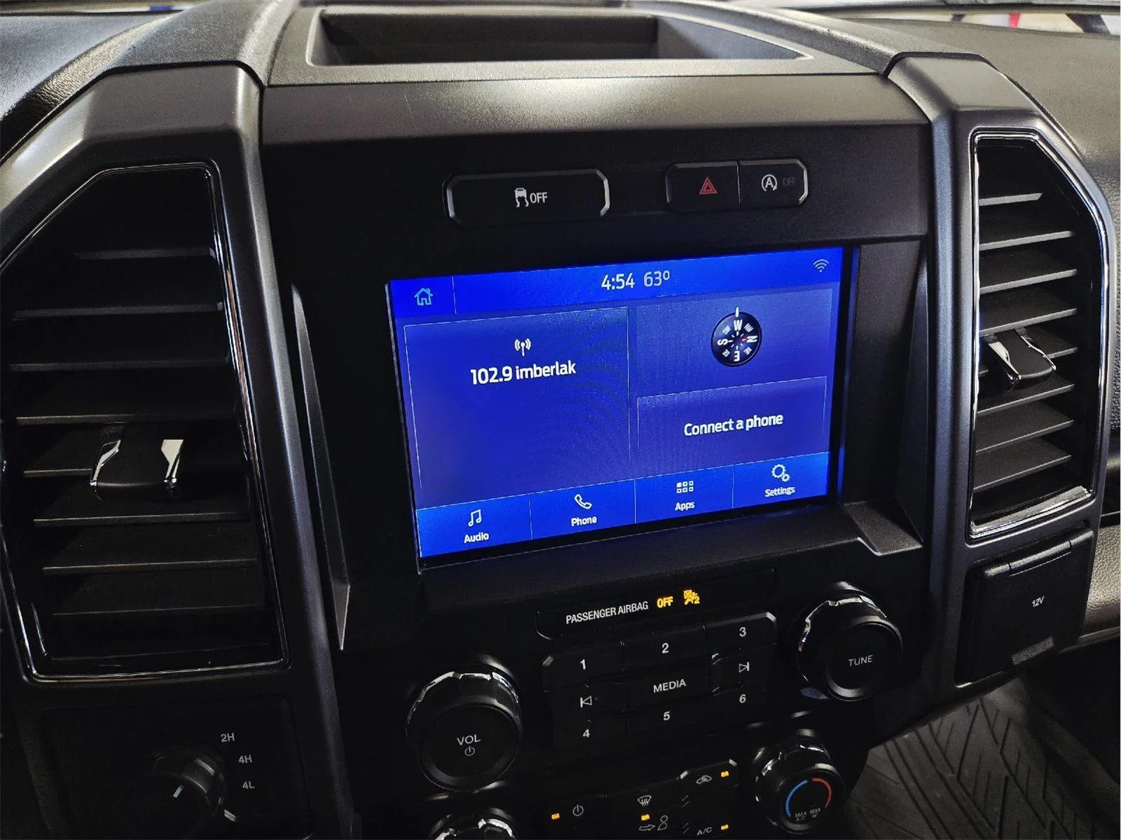 Used 2020 Agate Black Ford XLT image 38