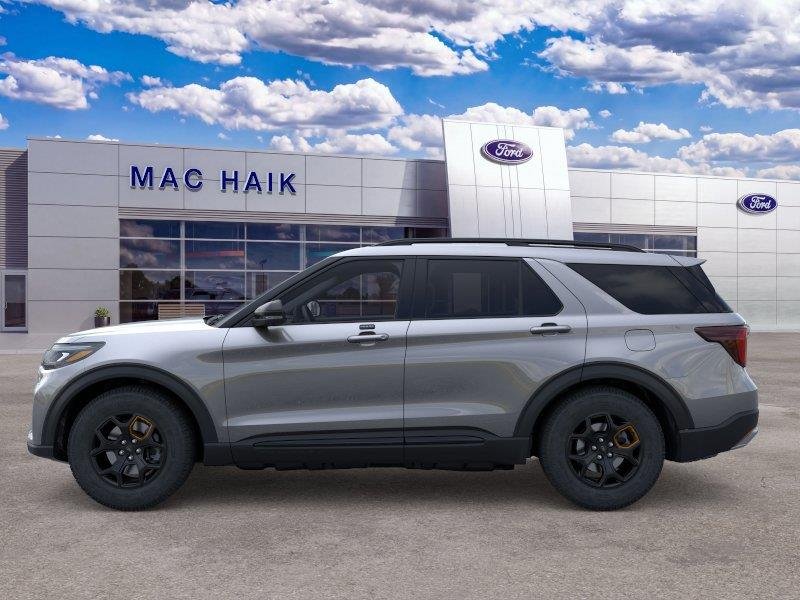 New 2026 Carbonized Gray Metallic Ford Tremor® image 3
