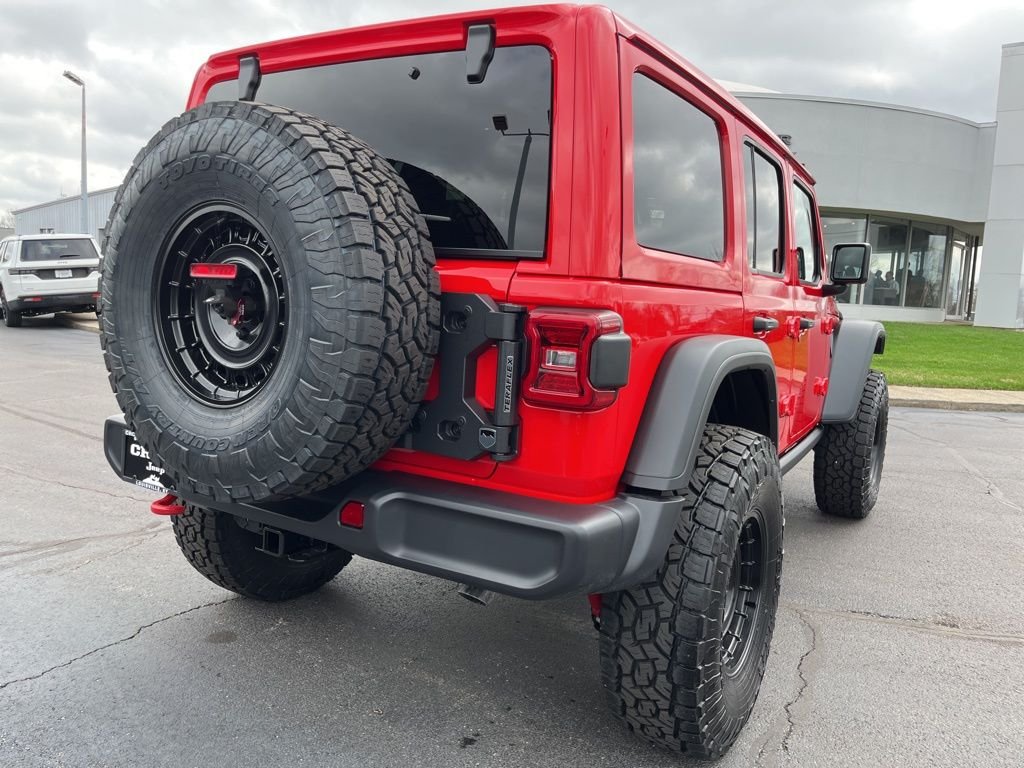 New 2026 Firecracker Red Clear-Coat Exterior Paint Jeep Rubicon image 51