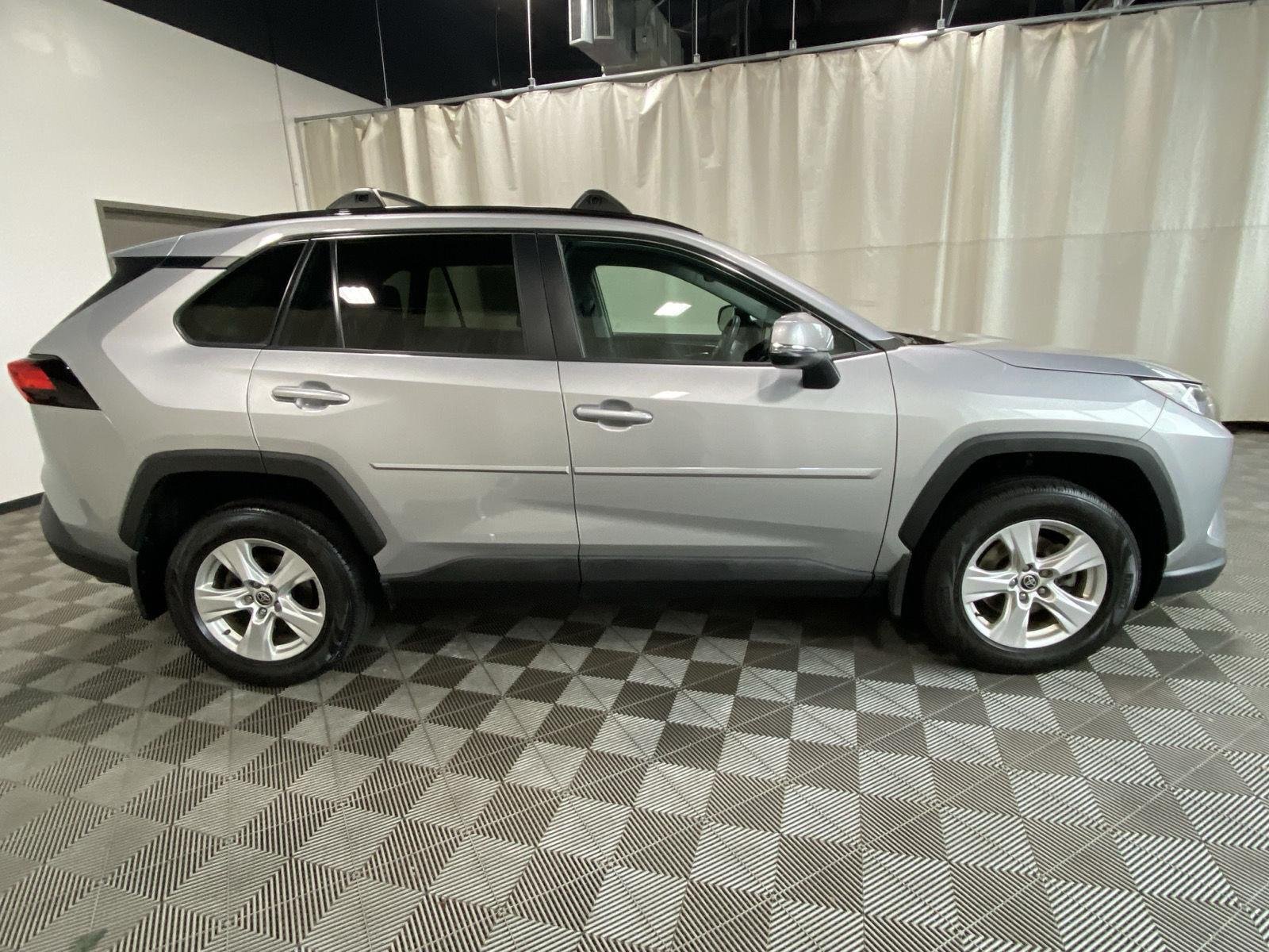 Used 2021 Silver Sky Metallic Toyota XLE image 9