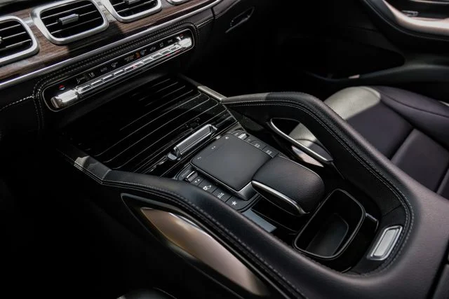 Used 2022 Black Mercedes-Benz GLE 350 image 33