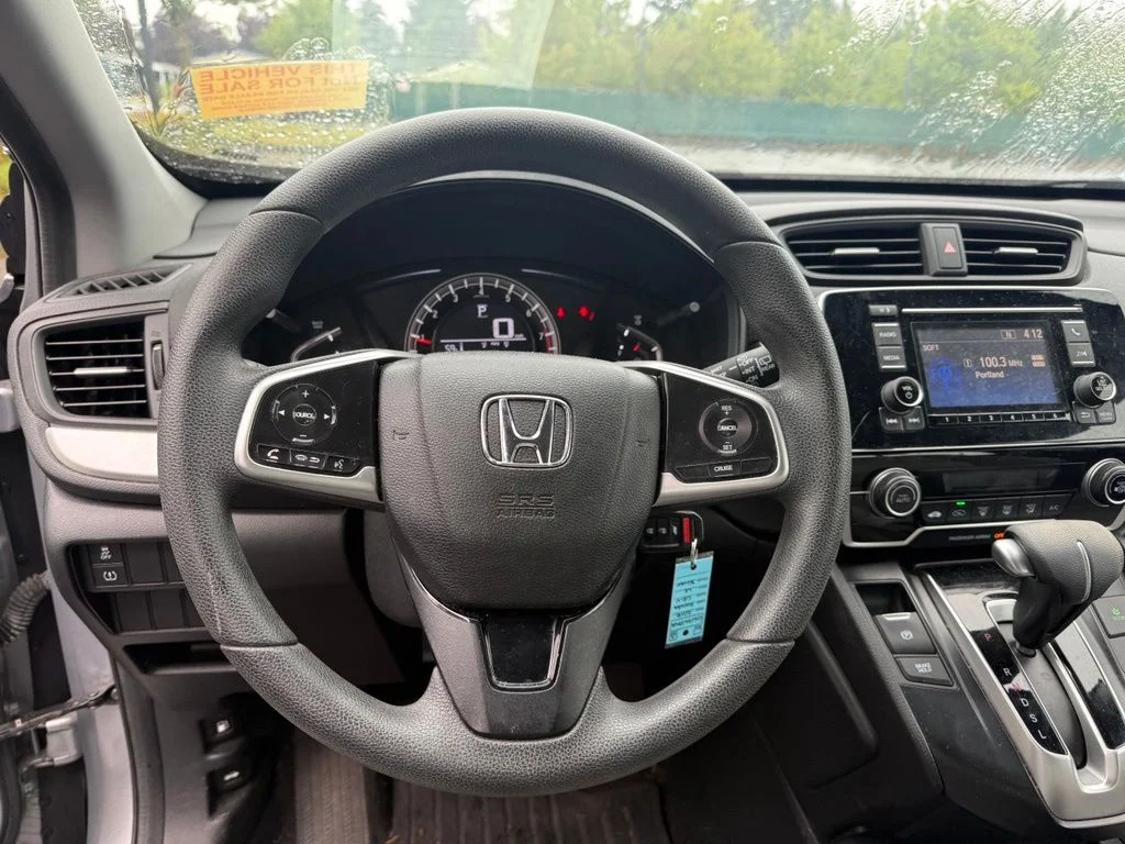Used 2018 Lunar Silver Metallic Honda LX image 10