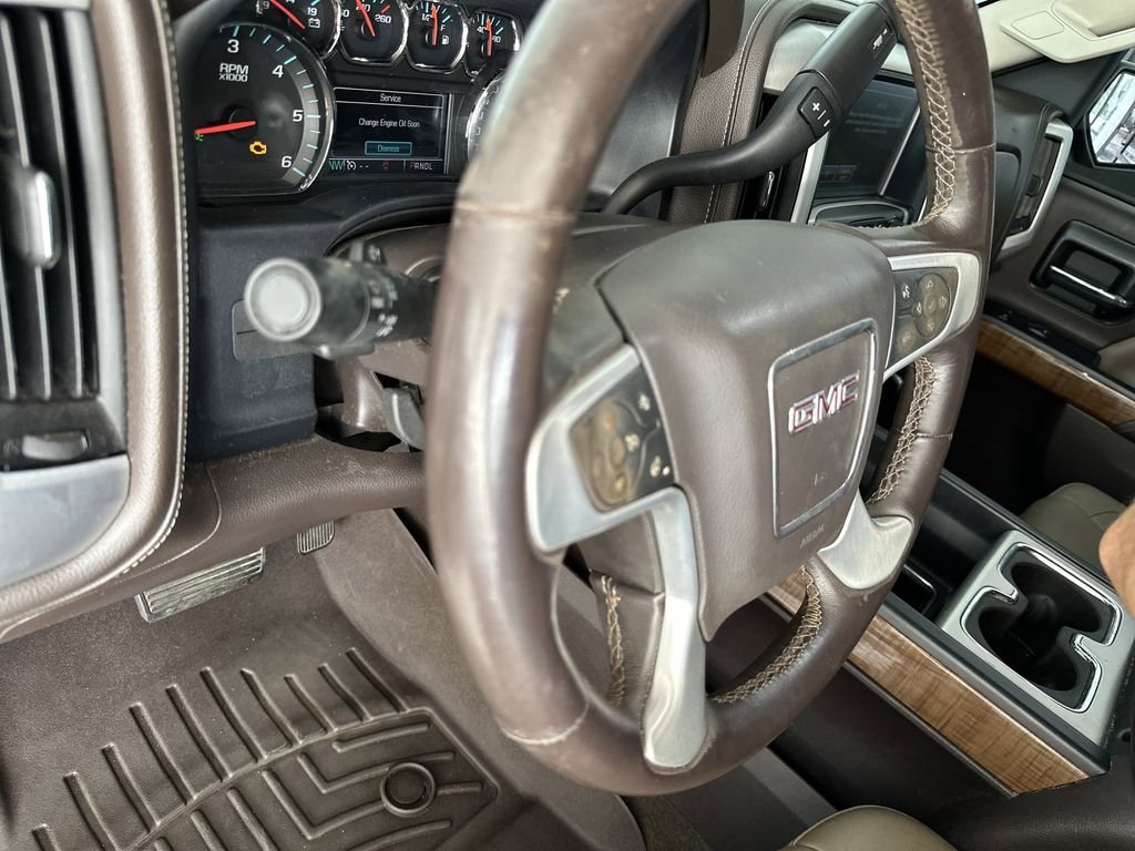 Used 2017 Black GMC SLT image 21