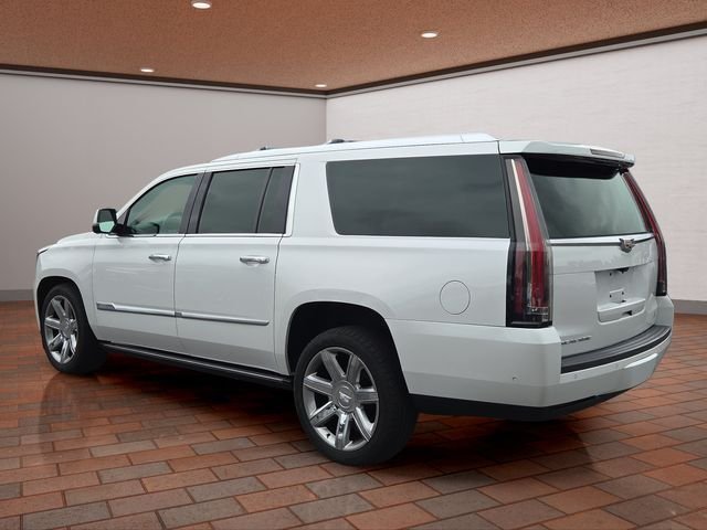 Used 2018 Crystal White Cadillac Premium image 36