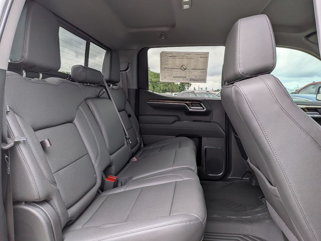New 2026 Summit White Chevrolet LT Trail Boss image 29