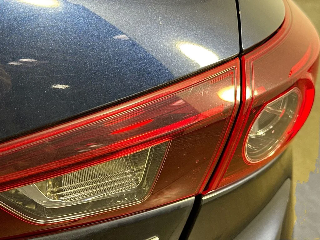 Used 2016 Blue Mazda i Sport image 30