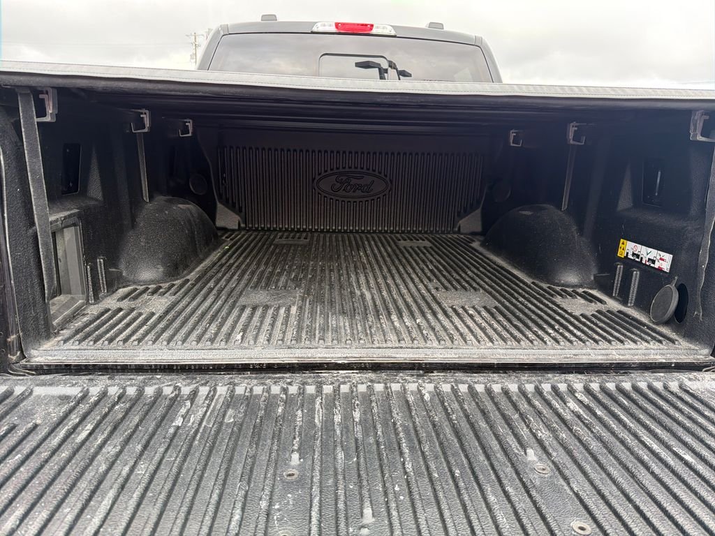 Used 2023 Black Ford XLT image 24