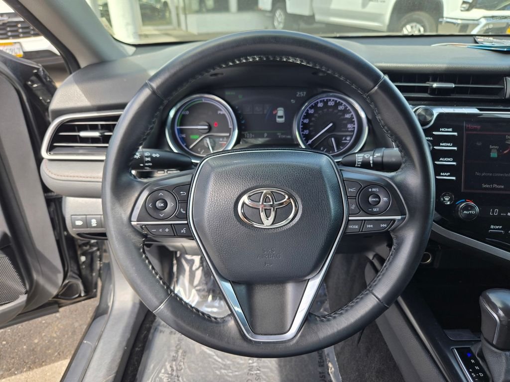 Used 2020 Black Toyota XLE image 20