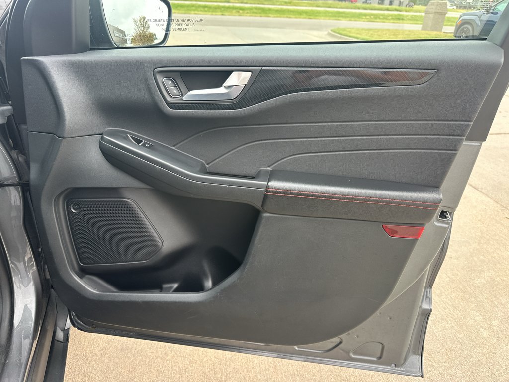 Used 2023 Carbonized Gray Metallic Ford ST Line image 28