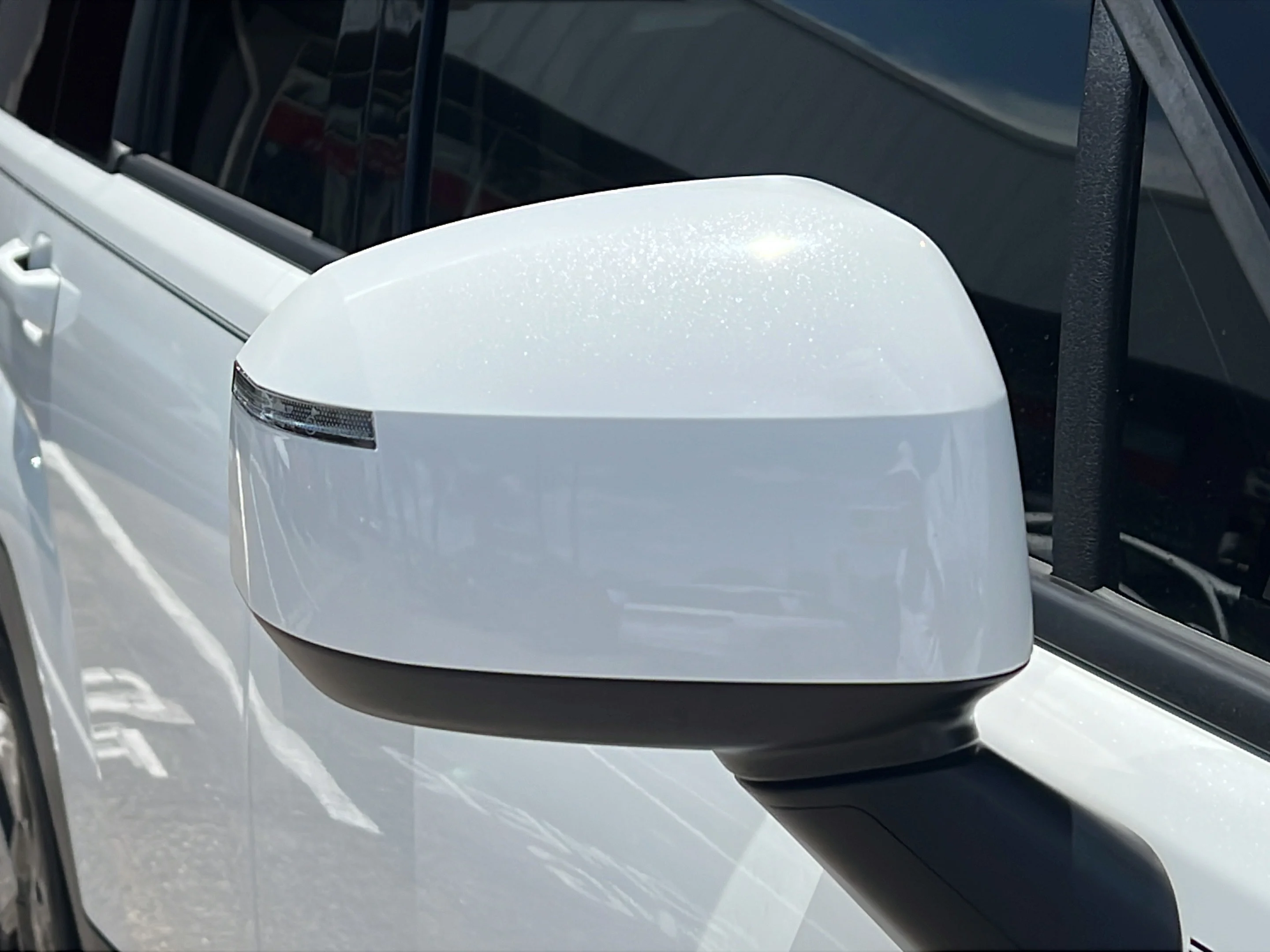 Used 2025 Serenity White Hyundai SEL image 24