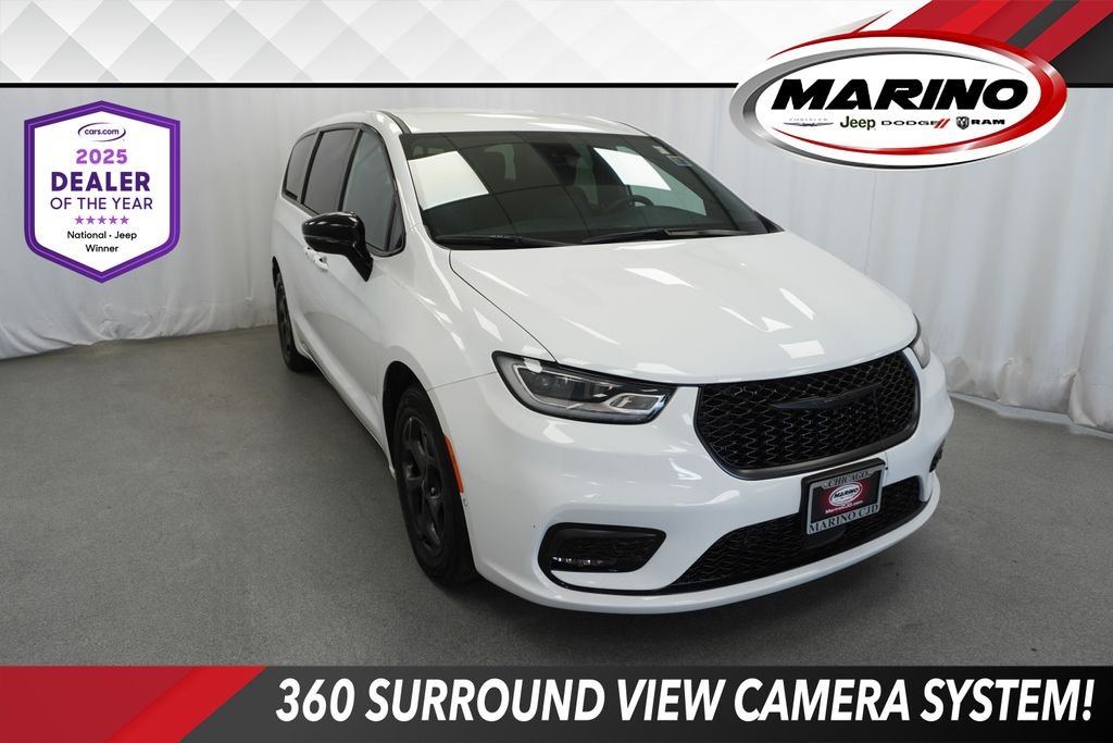 2024 Chrysler Pacifica PHEV Select
