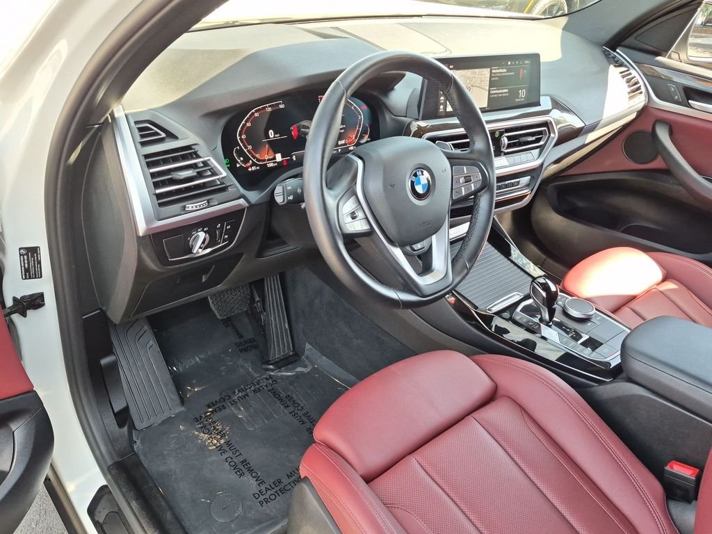 Used 2024 White BMW xDrive30i image 8