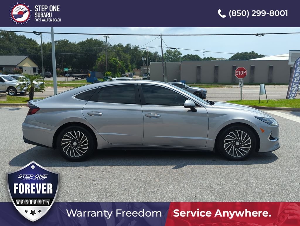 Used 2023 Silver Hyundai Limited image 8