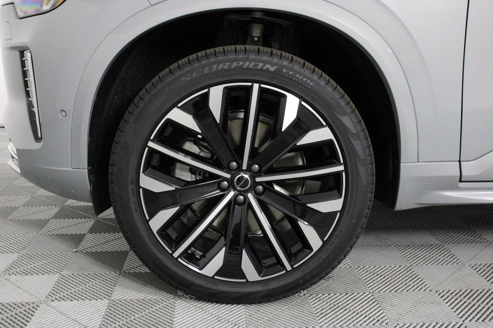 New 2026 Gray Volvo B6 Ultra image 13