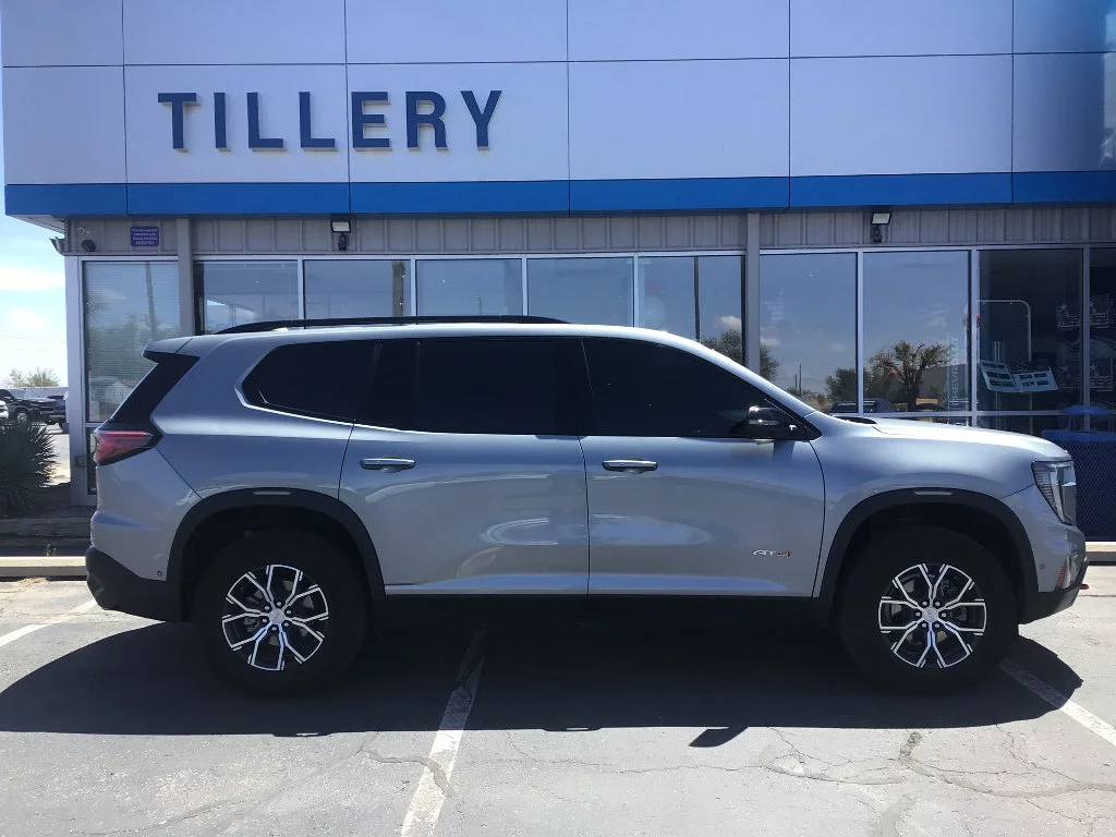 2024 GMC Acadia AT4 AWD's photo