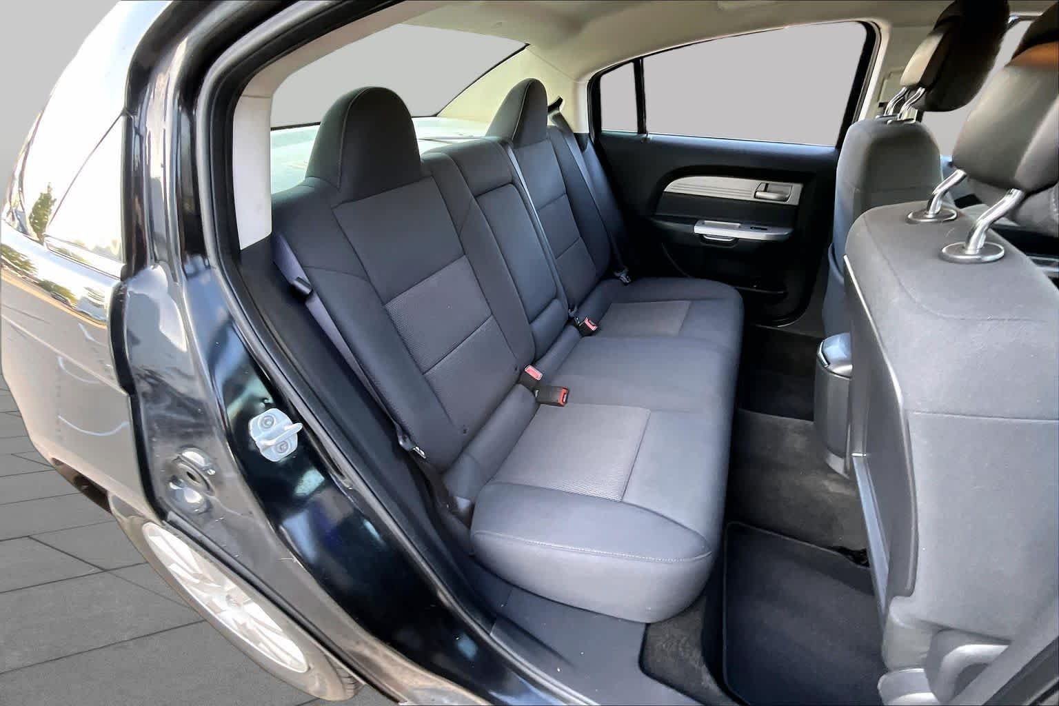 Used 2010 Brilliant Black Crystal Pearl Chrysler Touring image 18