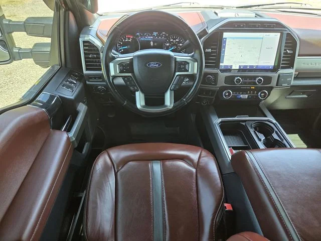 Used 2022 White Metallic Ford Platinum image 12