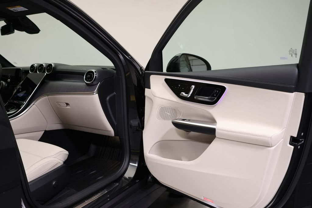 New 2027  Mercedes-Benz GLC 300 image 45