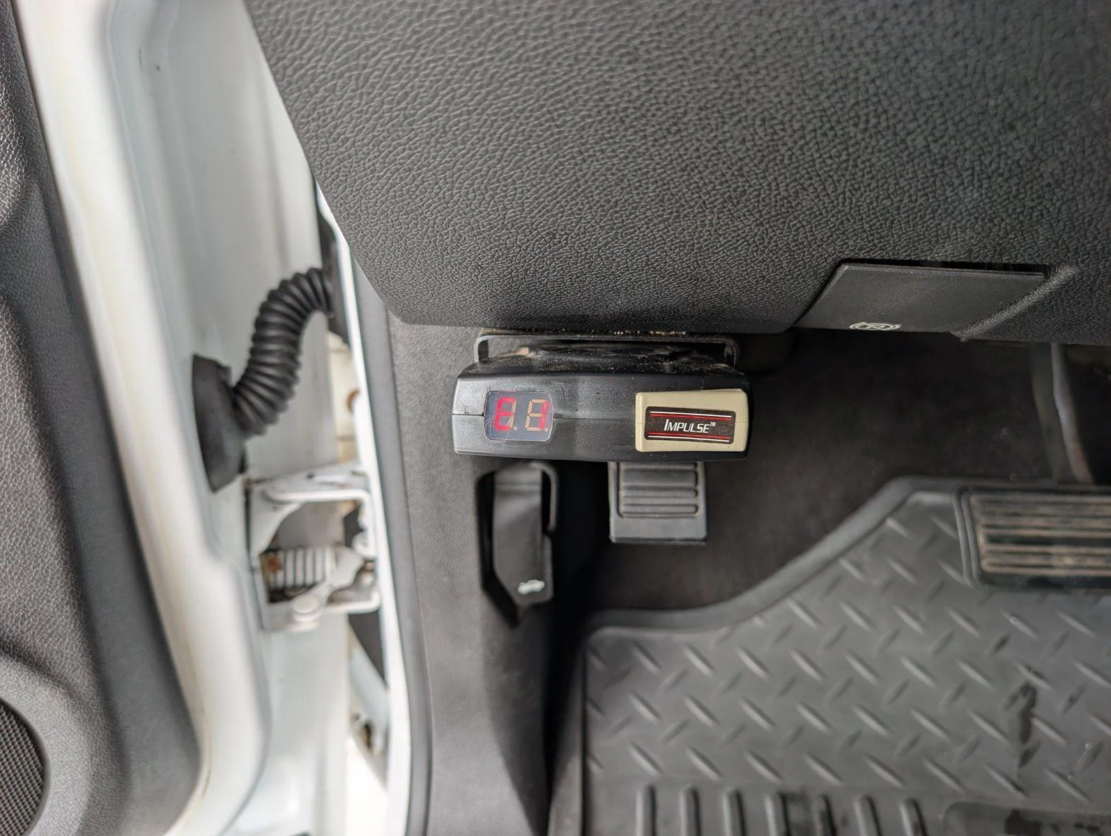 Used 2007 Summit White GMC SLE2 image 28