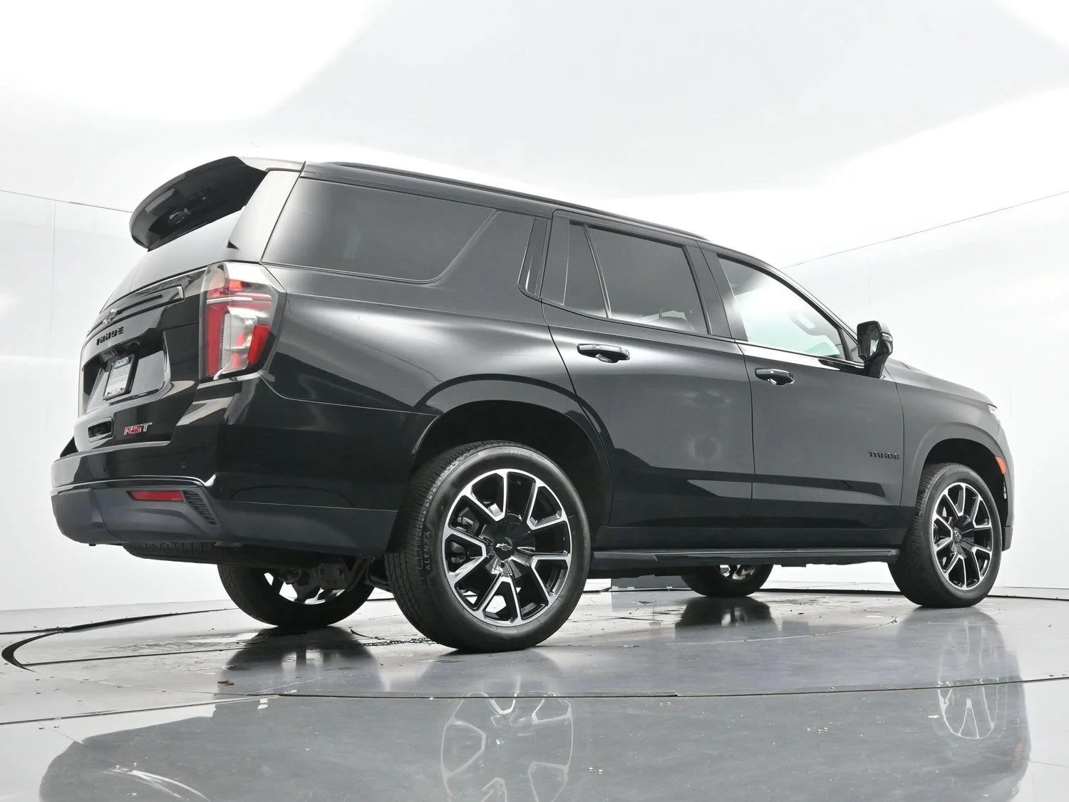 Used 2024 Black Chevrolet RST image 57