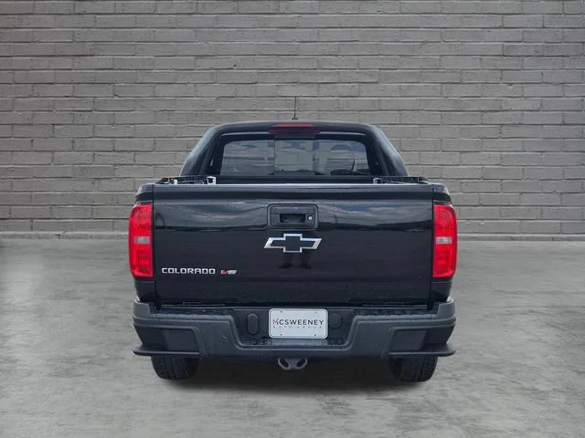 Used 2018 BLACK Chevrolet 4WD Z71 image 4