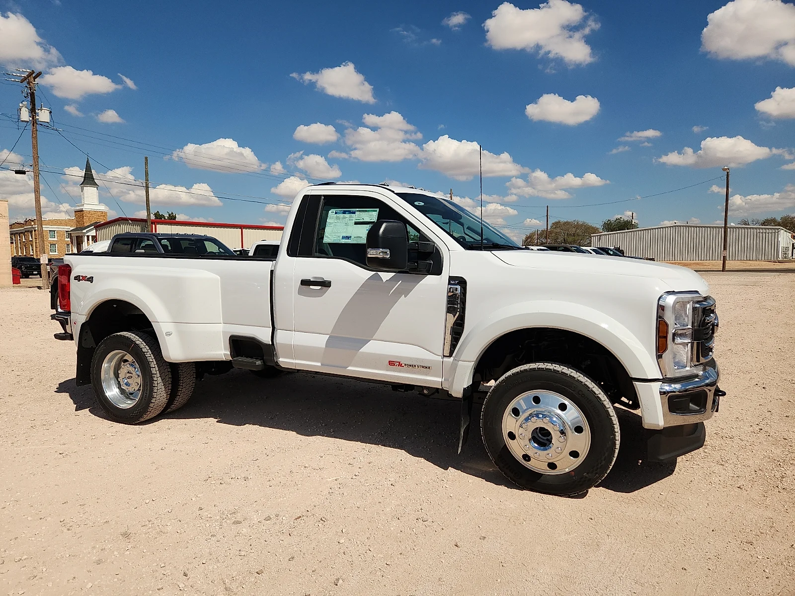 New 2027 Oxford White Ford XLT image 8
