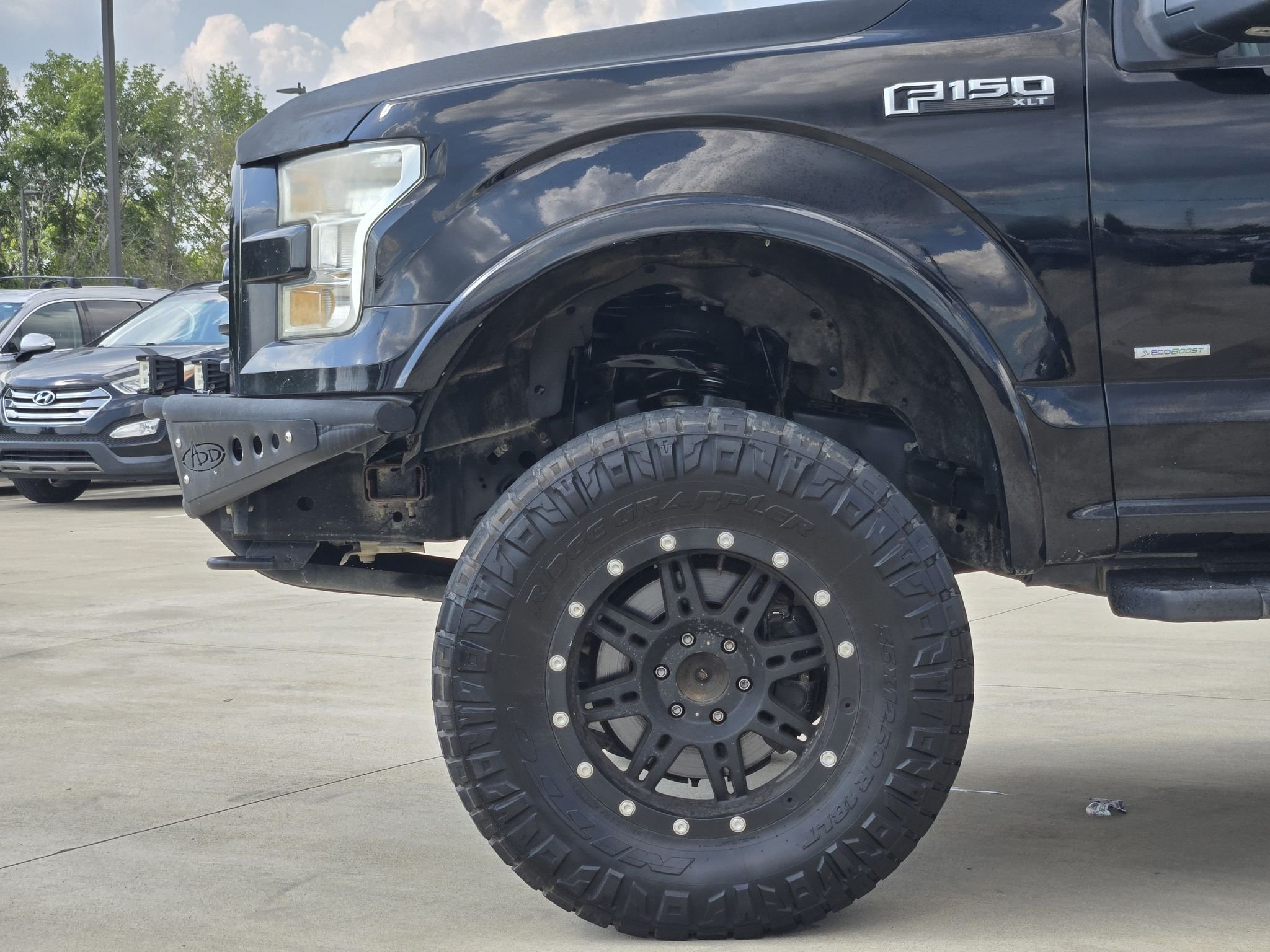 Used 2017 Shadow Black Ford XLT image 9