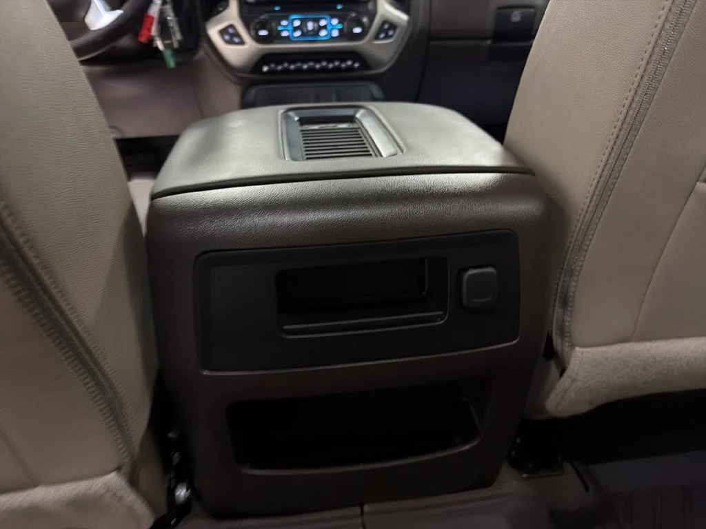 Used 2018  GMC SLT image 14