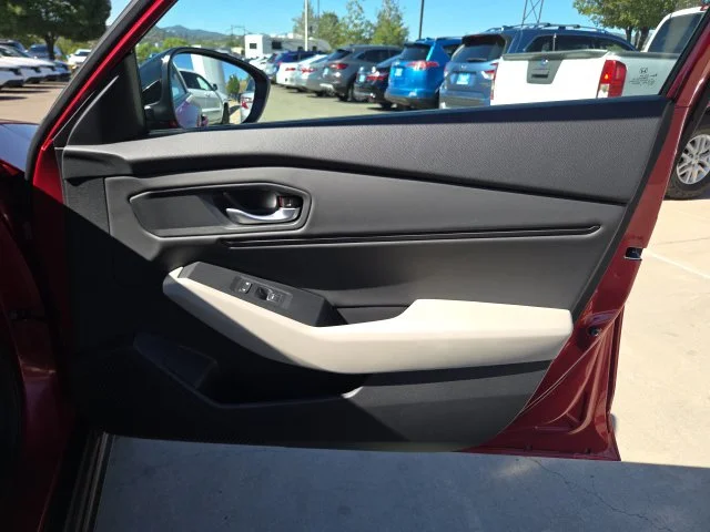 Certified Used 2025 Radiant Red Metallic Honda 1.5T SE image 28