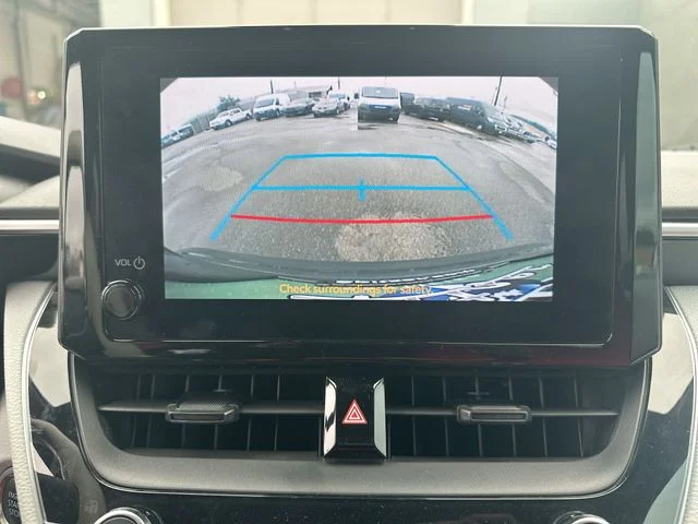 Used 2023  Toyota SE image 19