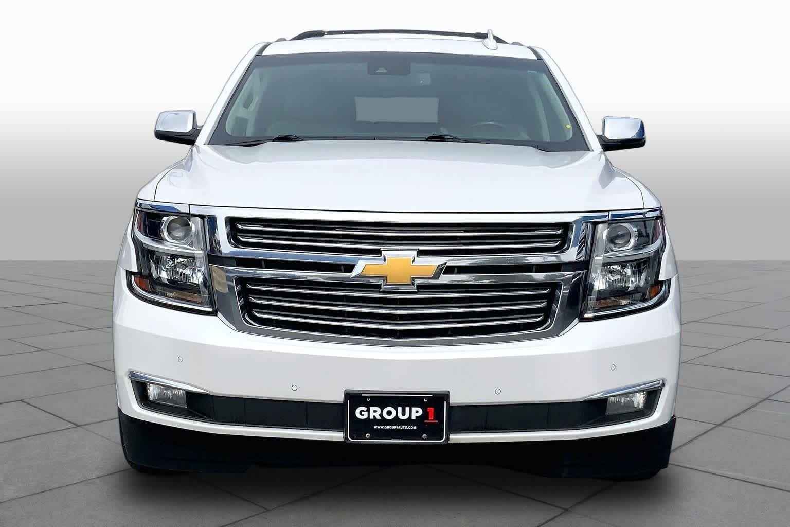 Used 2016 Iridescent Pearl Tricoat Chevrolet LTZ image 3