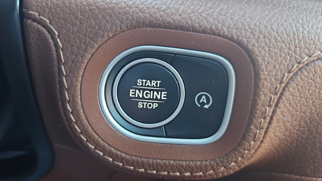 Used 2024 Gray Mercedes-Benz GLE 450 image 13