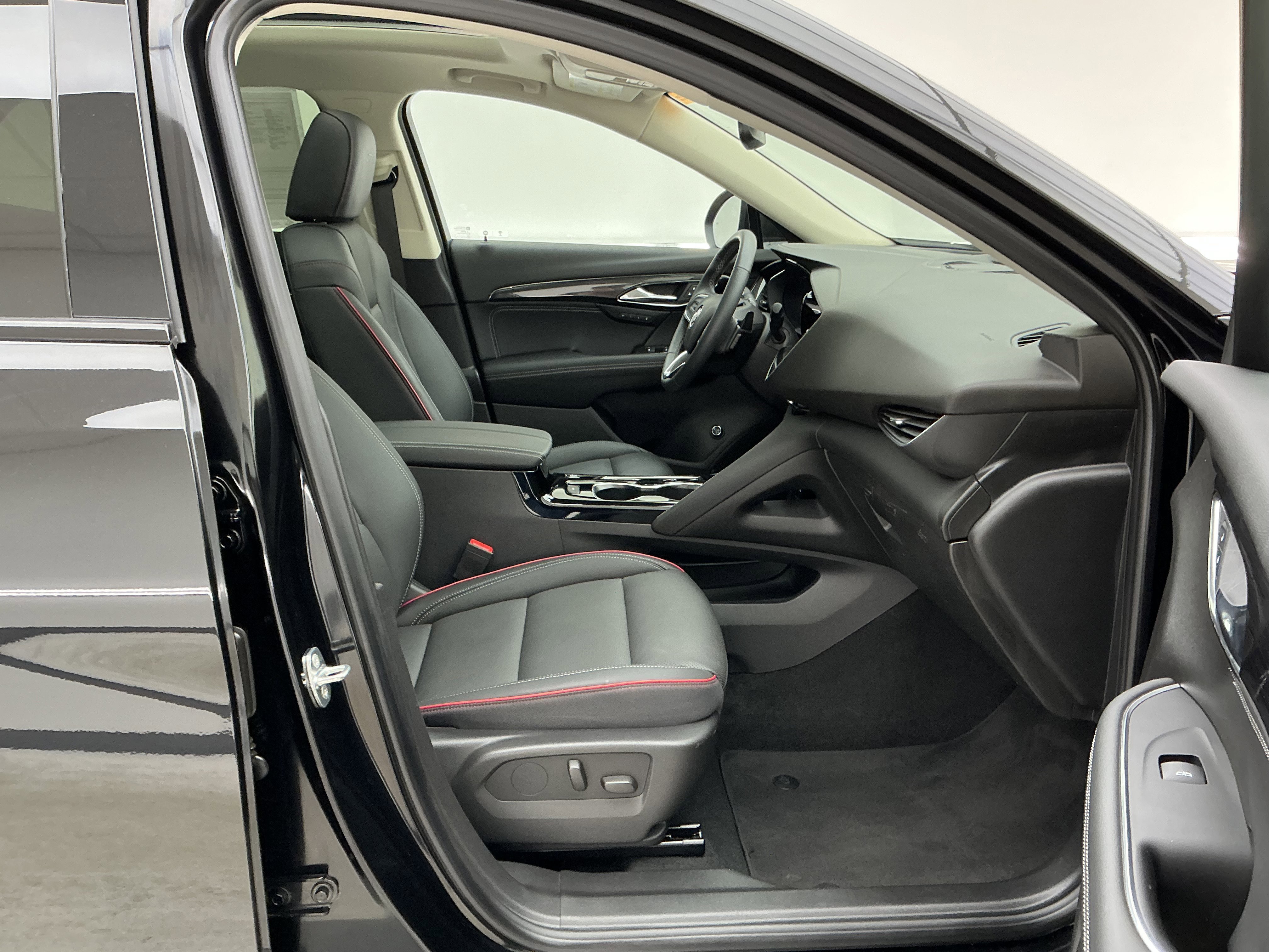 Used 2023 Ebony Twilight Metallic Buick Essence image 26