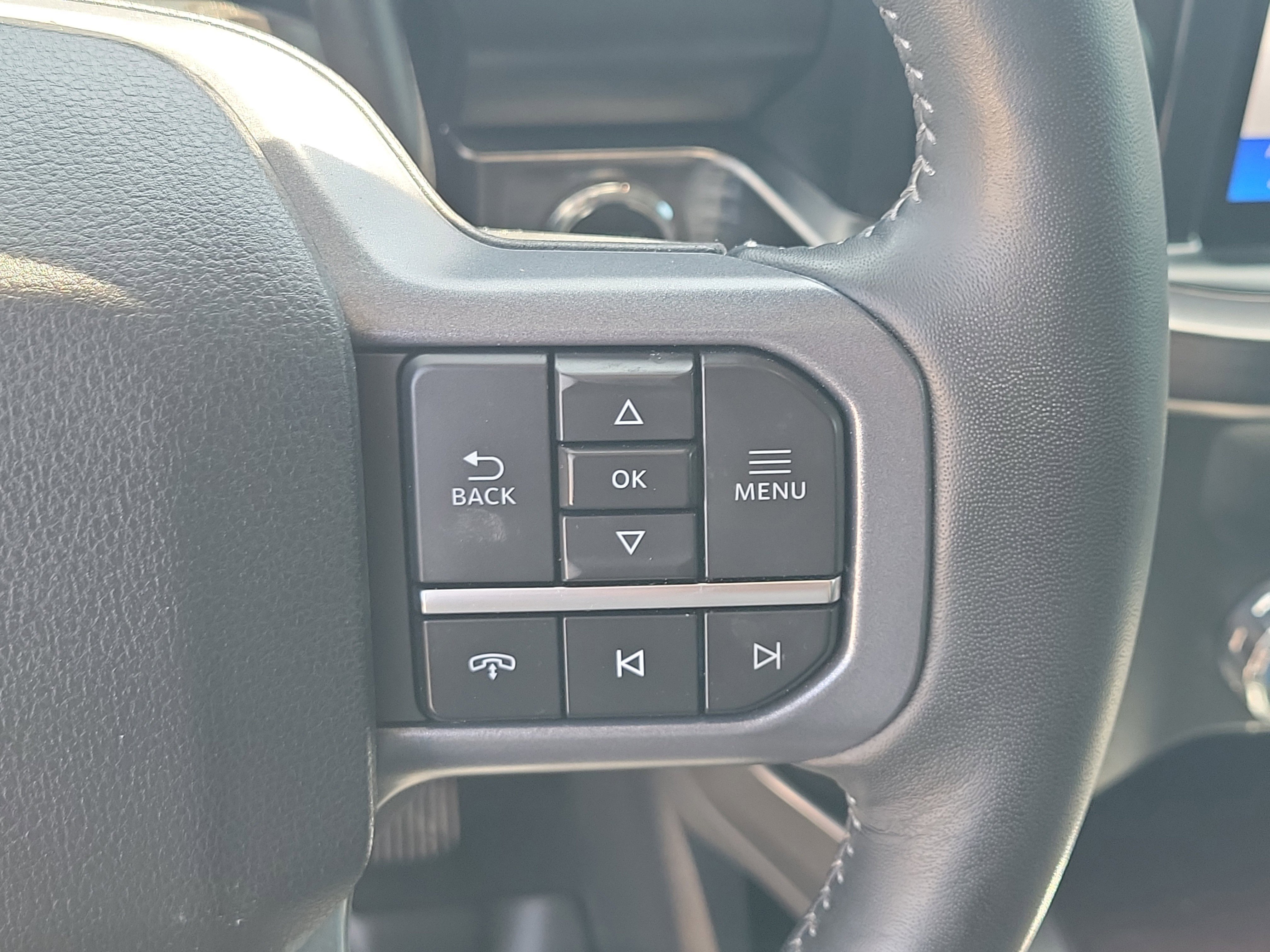 Used 2023 Blue Metallic Ford LARIAT image 23