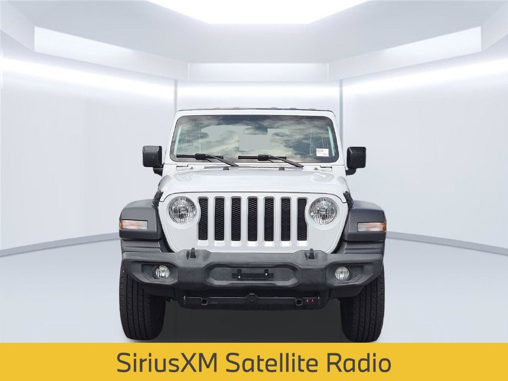 Used 2019 White Jeep Sport S image 12