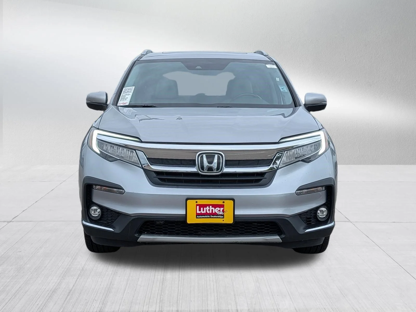 Used 2022 Honda Pilot Touring with VIN 5FNYF6H93NB002003 for sale in Waite Park, Minnesota