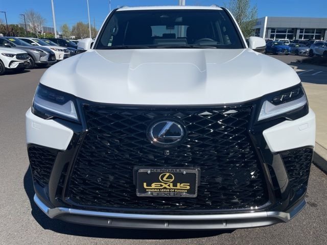 2026 Lexus LX 700h F-Sport - Photo 11