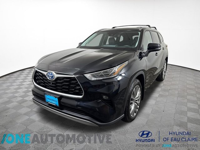2022 Toyota Highlander Hybrid Platinum