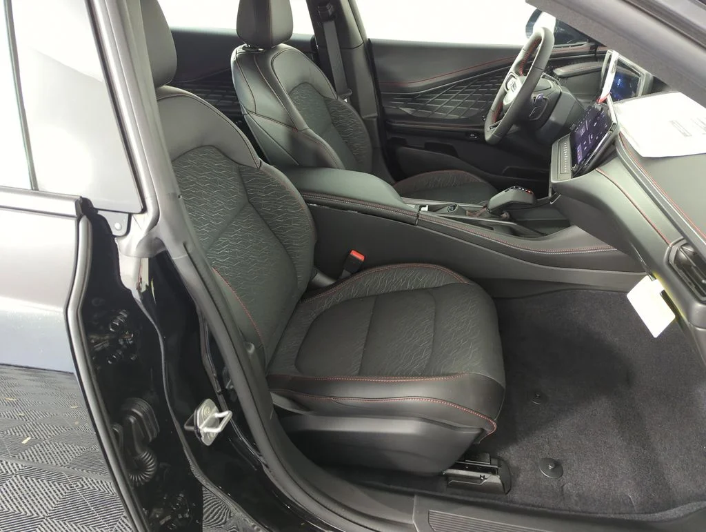 New 2026 Diamond Black Crystal Pearlcoat Dodge R/T image 34