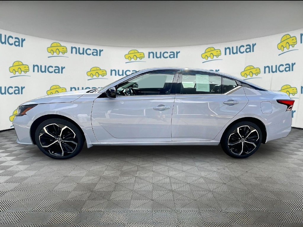 Used 2024 Gray Nissan 2.5 SR image 4