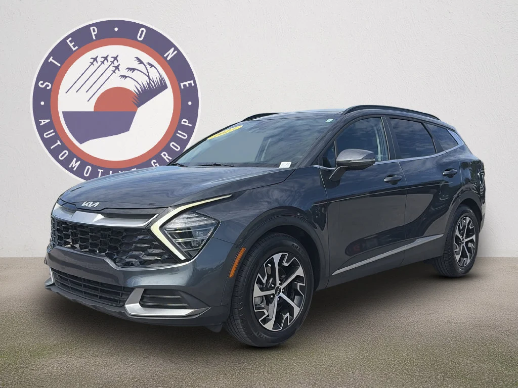 Used 2025 Gray Kia EX image 2