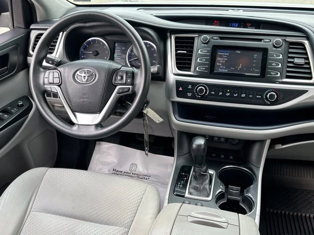 Used 2019 Gray Toyota LE image 34